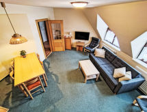 Op 300 m van de piste: Ruim appartement Belvedere in Harrachov - thumbnail 2