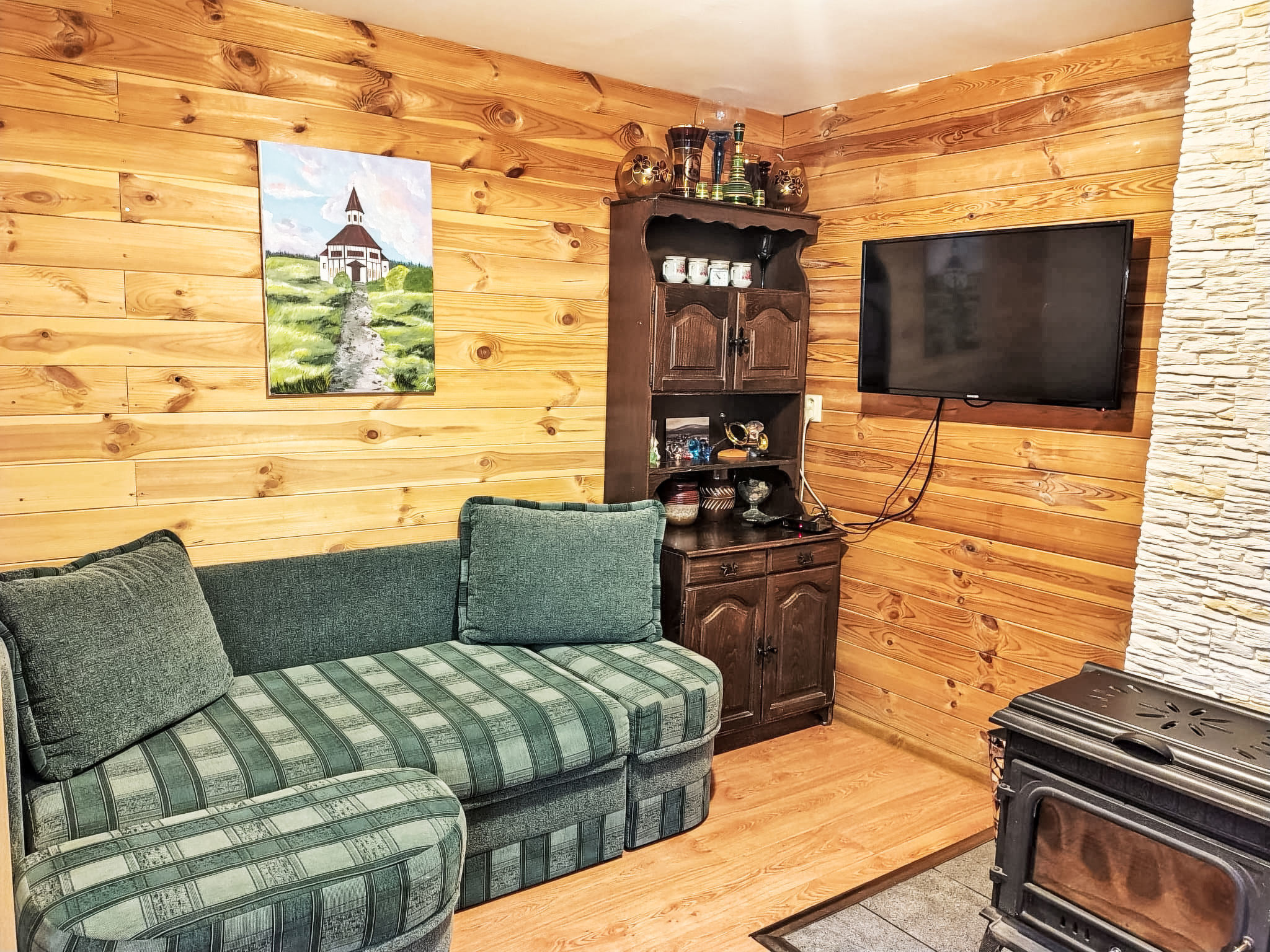 Chaloupka U lesa-Binnen