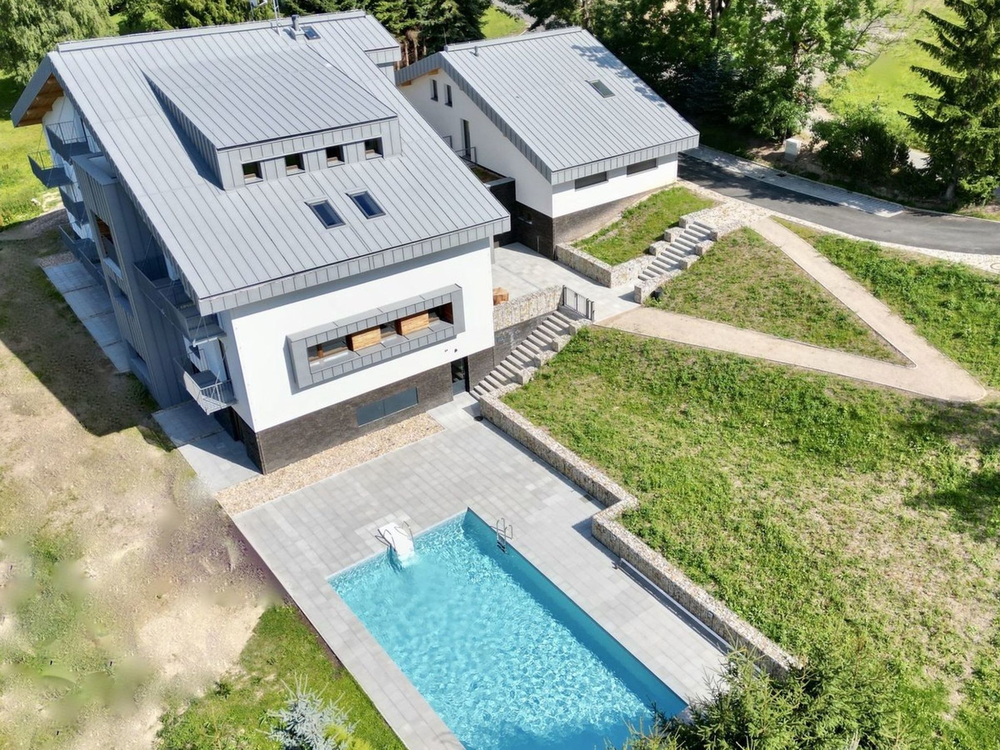 Appartement Mountain Luxe Nest & Pool – Extérieur de la maison, photo 16 sur 45