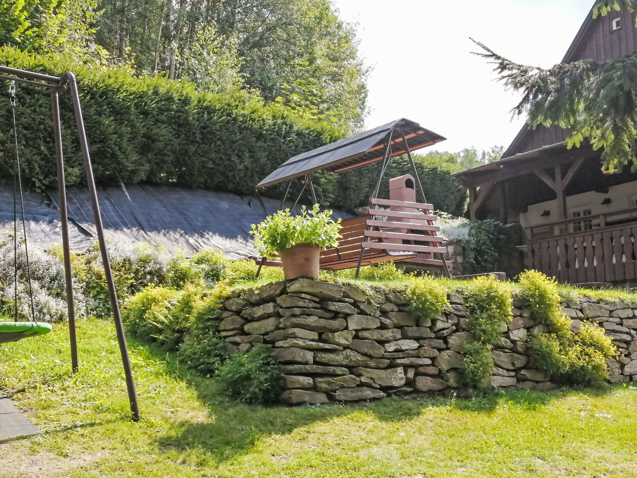 Rustic Lodge - Outside