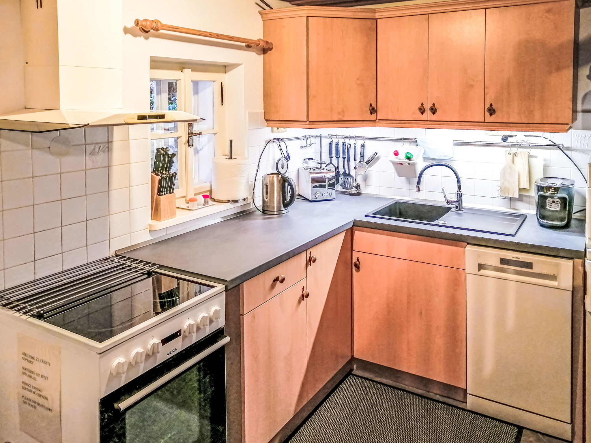 Rustic Lodge - Inside