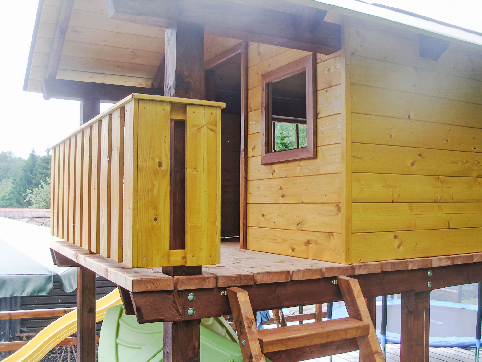 Rustic Lodge - Outside