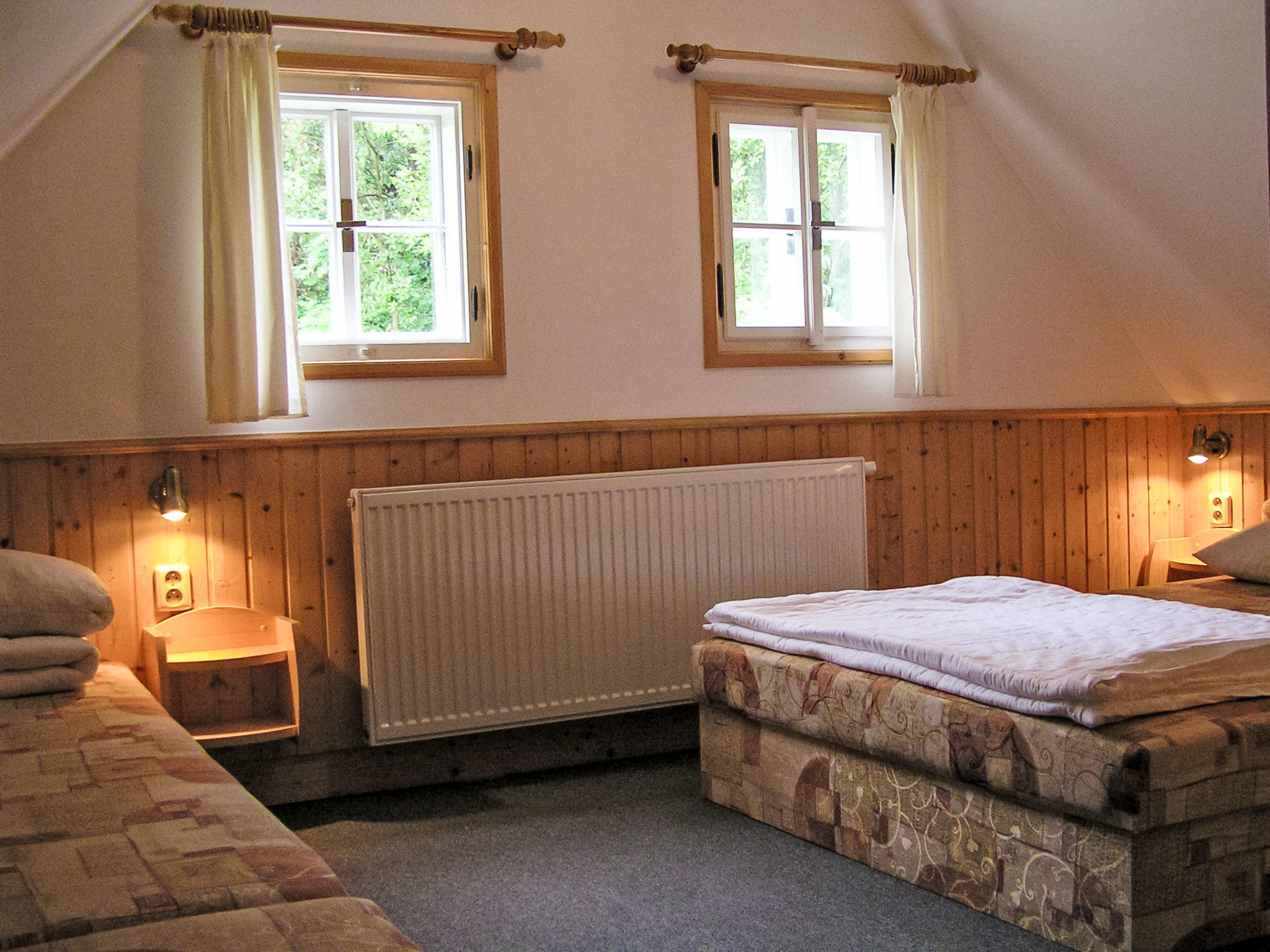 Rustic Lodge - Inside