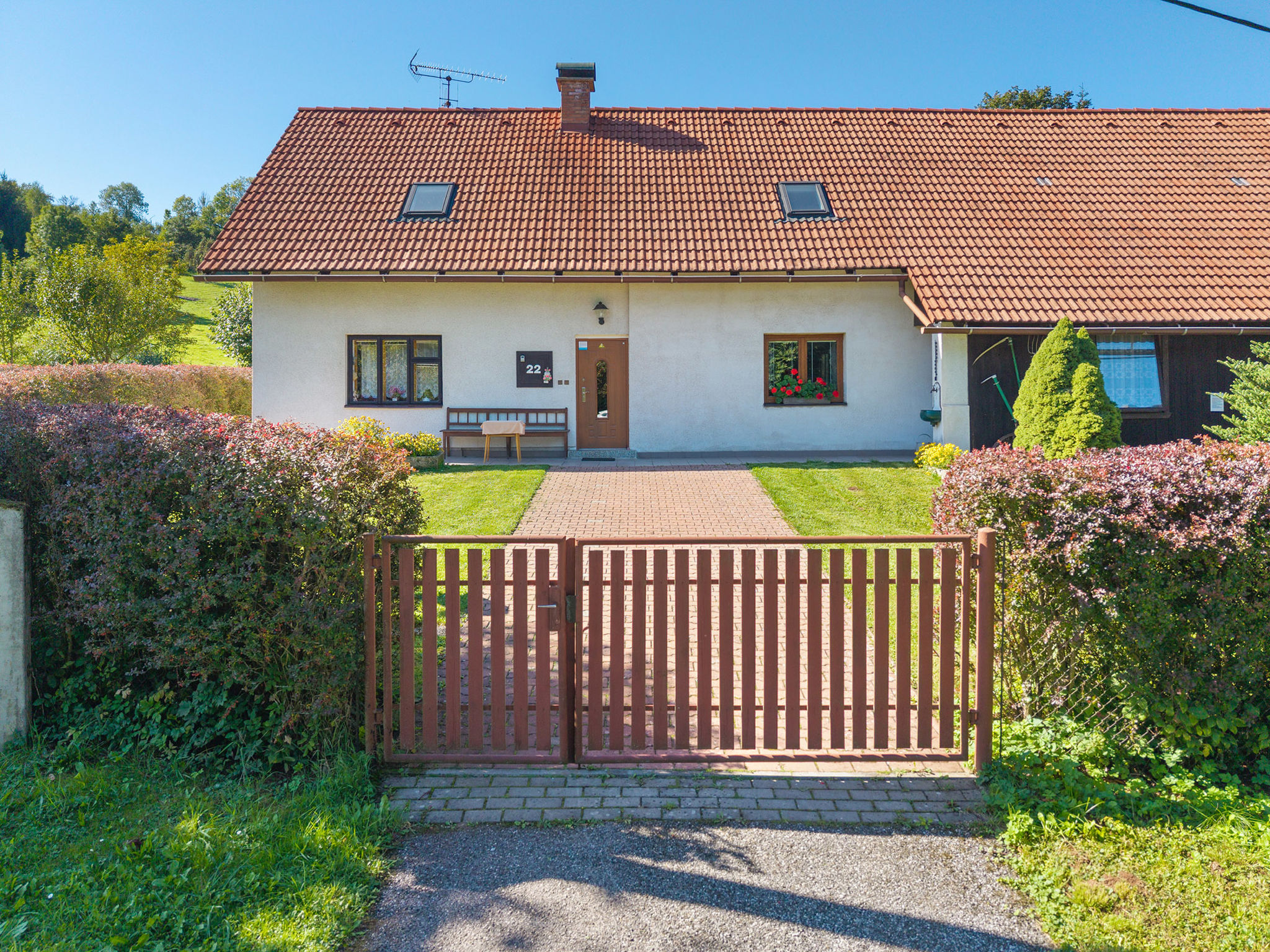 Křečovice-Outside