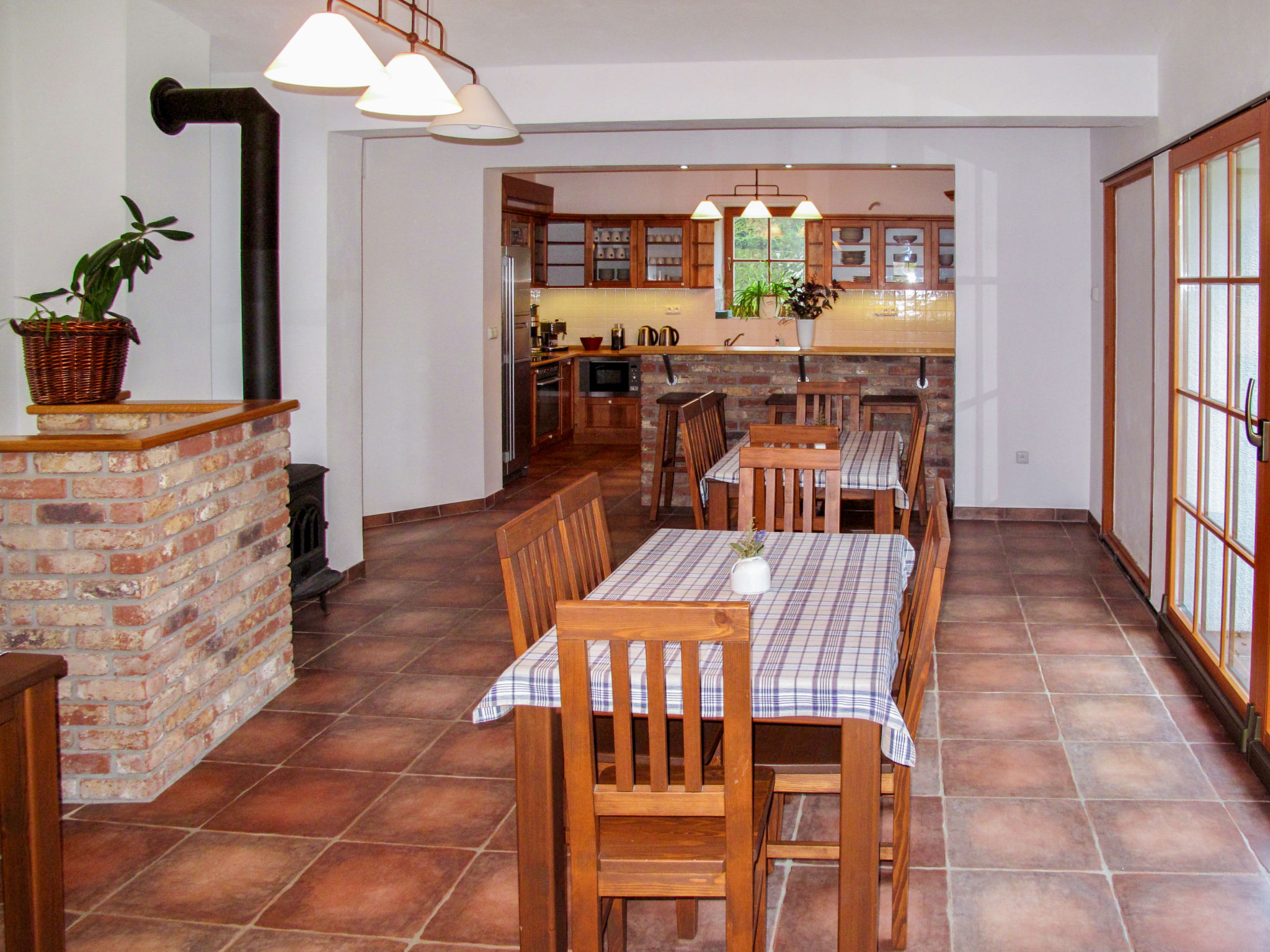 Kitchen / Dining Room