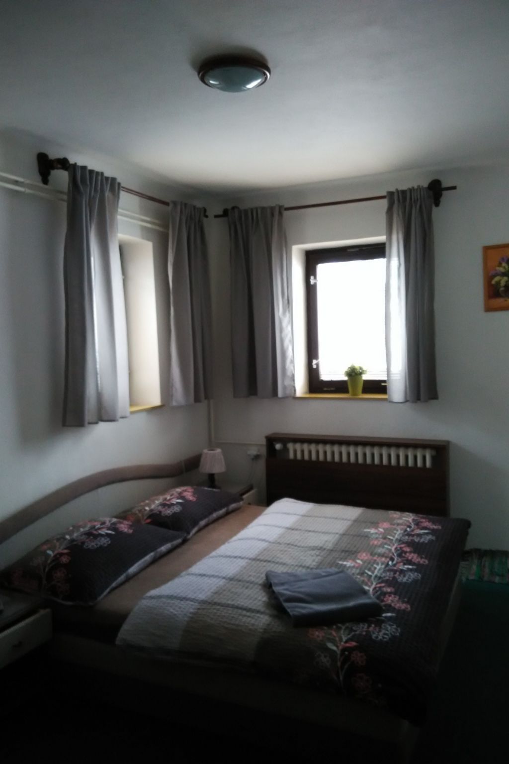 Mit solarbeheiztem Außenpool und Sauna-Binnen