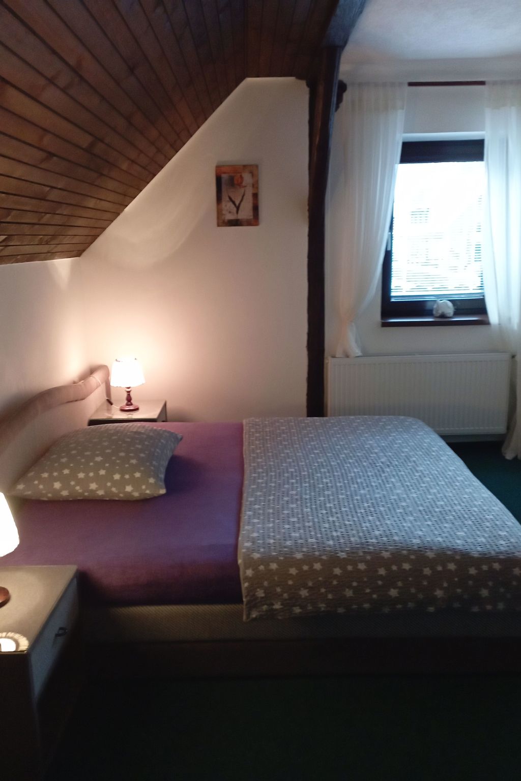 Mit solarbeheiztem Außenpool und Sauna-Binnen