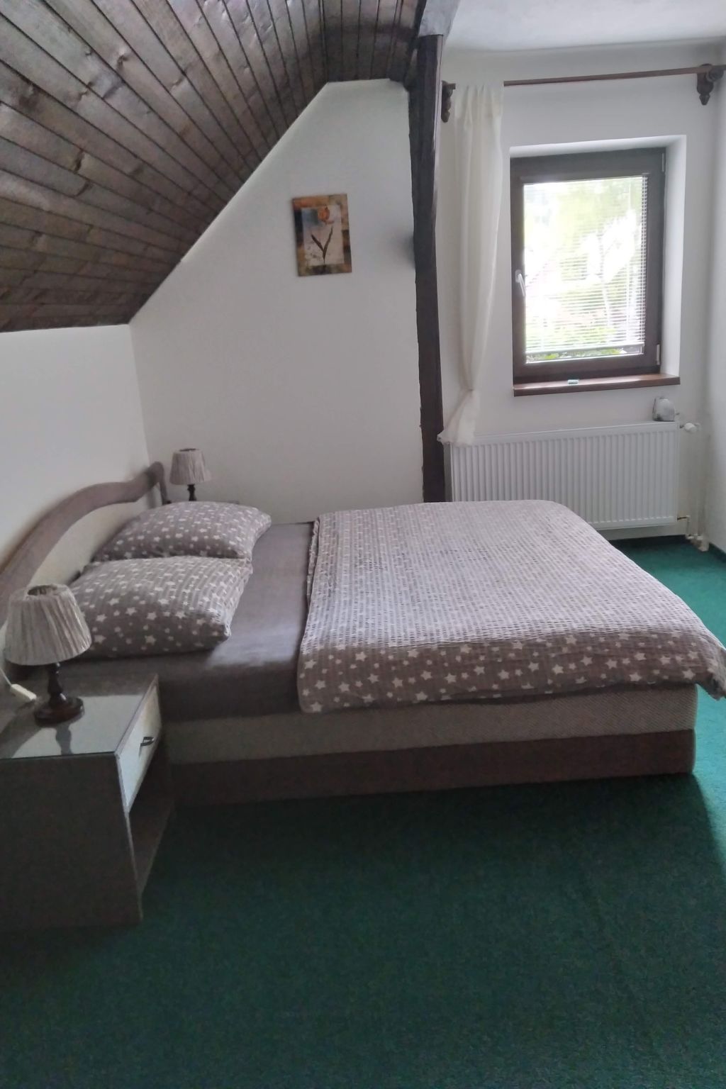 Mit solarbeheiztem Außenpool und Sauna-Binnen