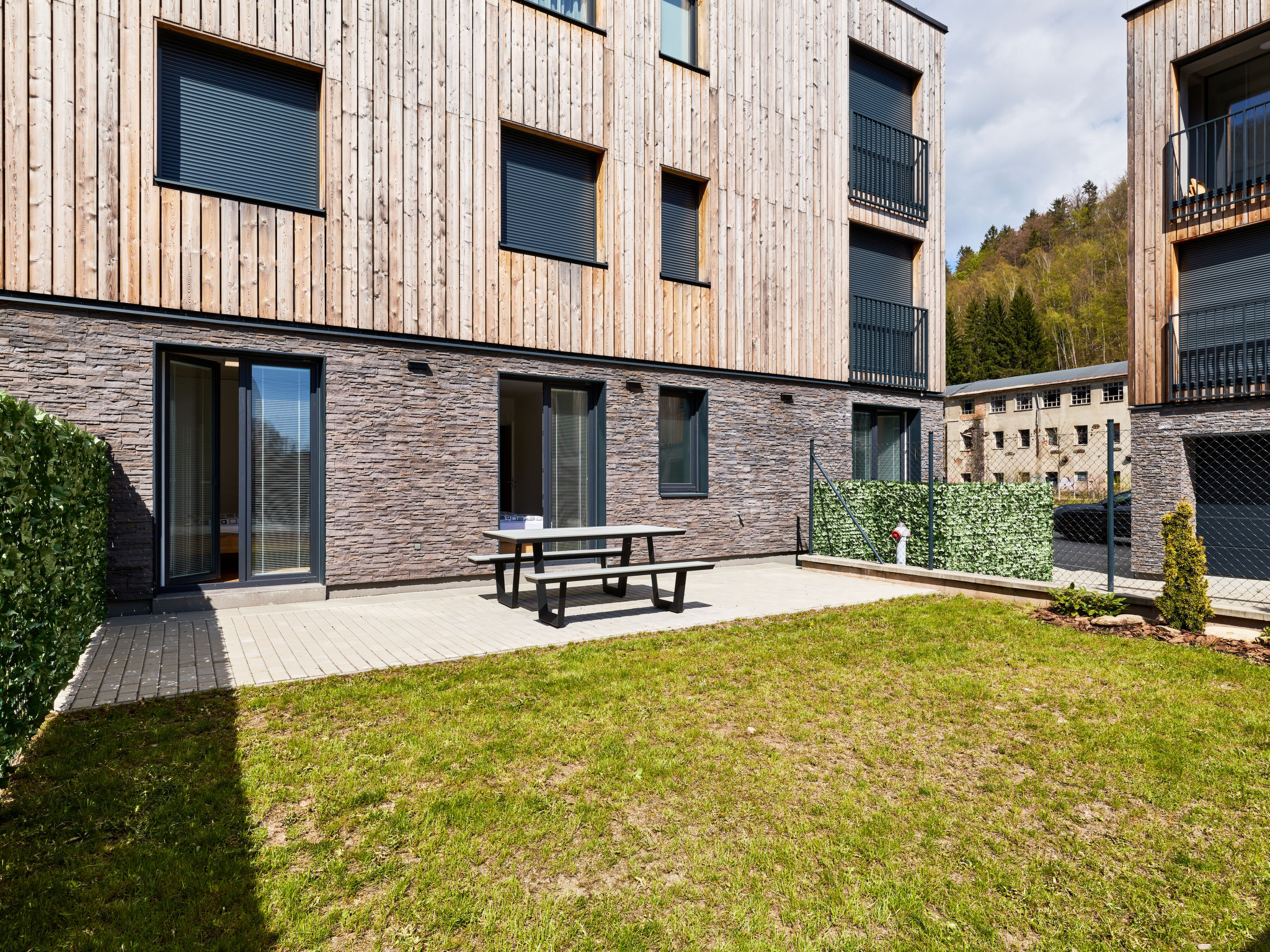 Chic Mountain Terrace Lounge - Buiten