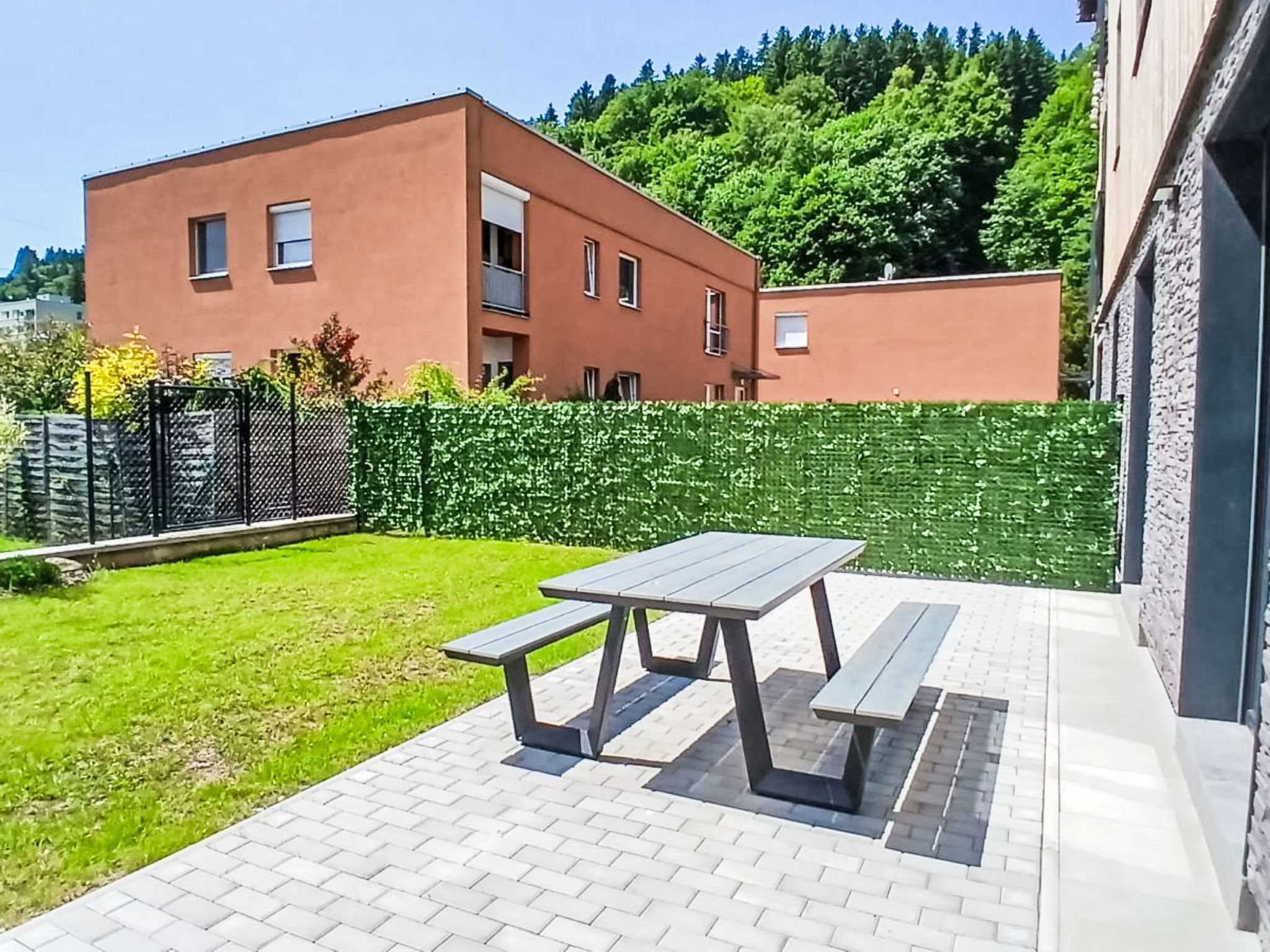 Chic Mountain Terrace Lounge-Dehors