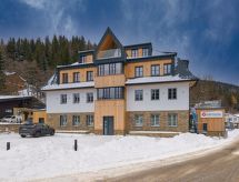 Apartment Máj