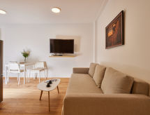 Op 1,3 km van de piste: Modern appartement in Pec pod Sněžkou · 4 pers. - thumbnail 2