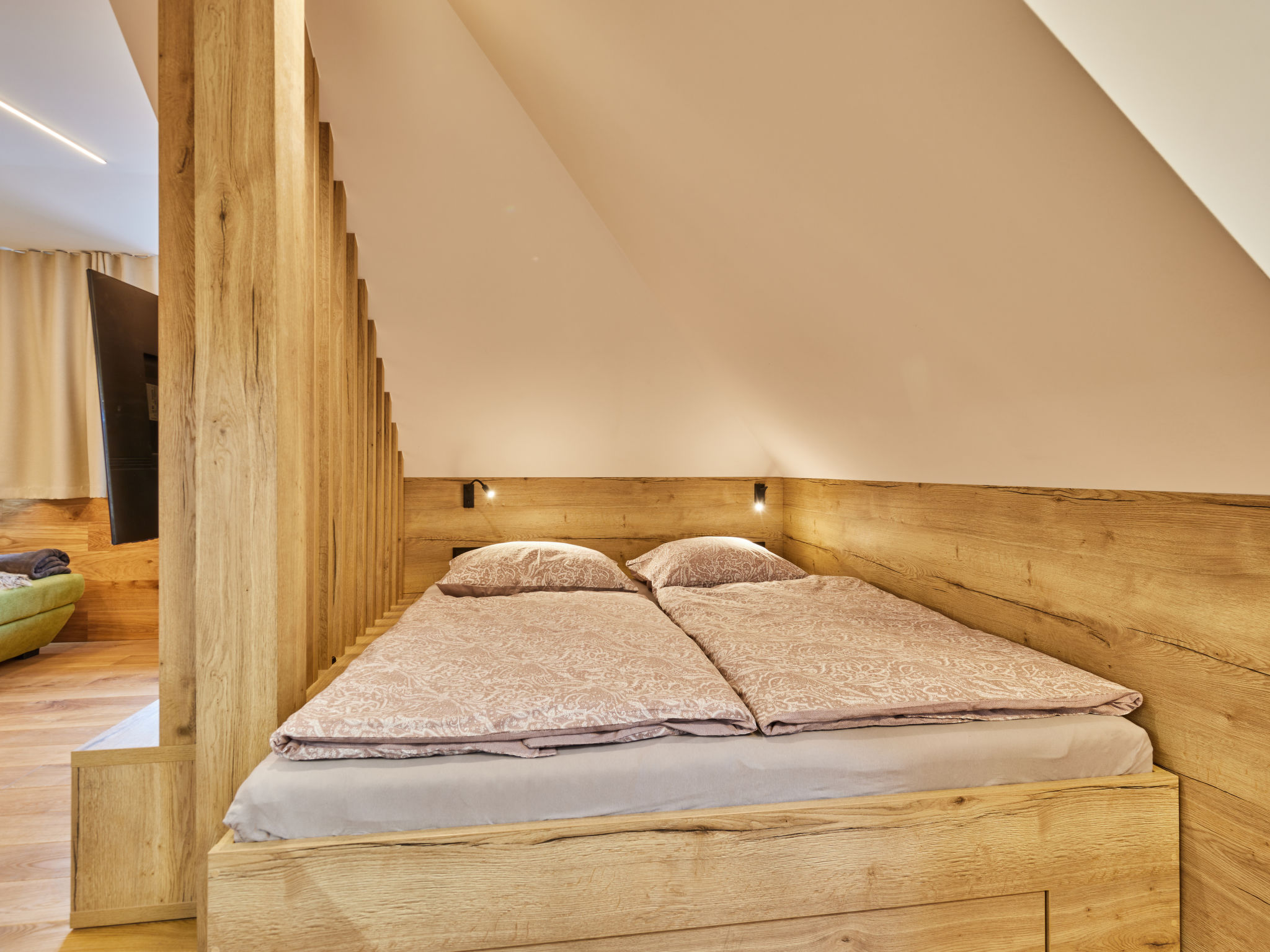 Op 1,3 km van de piste: ruim appartement in Pec pod Sněžkou - foto 16