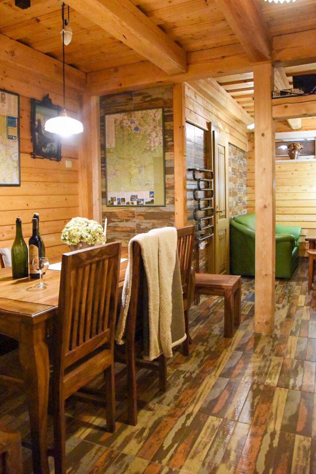 Kitchen / Dining Room