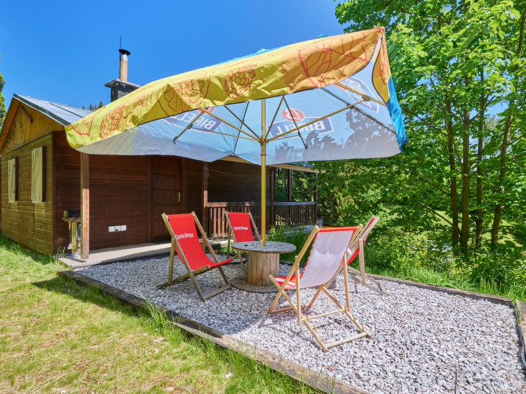 Bungalow met open haard in Mladé Buky voor 4 personen · 1 slk in Mladé Buky