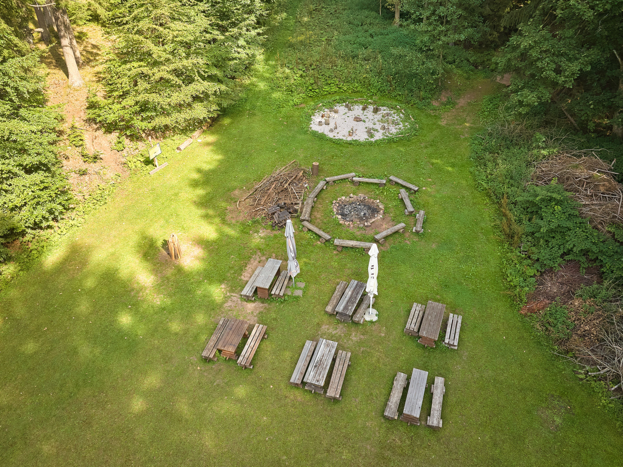 Luxe Timber Lodge & Pet Retreat-Buiten