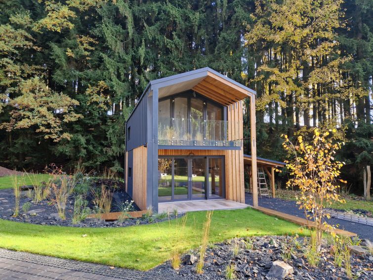 Chalet met open haard in Mladé Buky voor 4 personen in Mladé Buky
