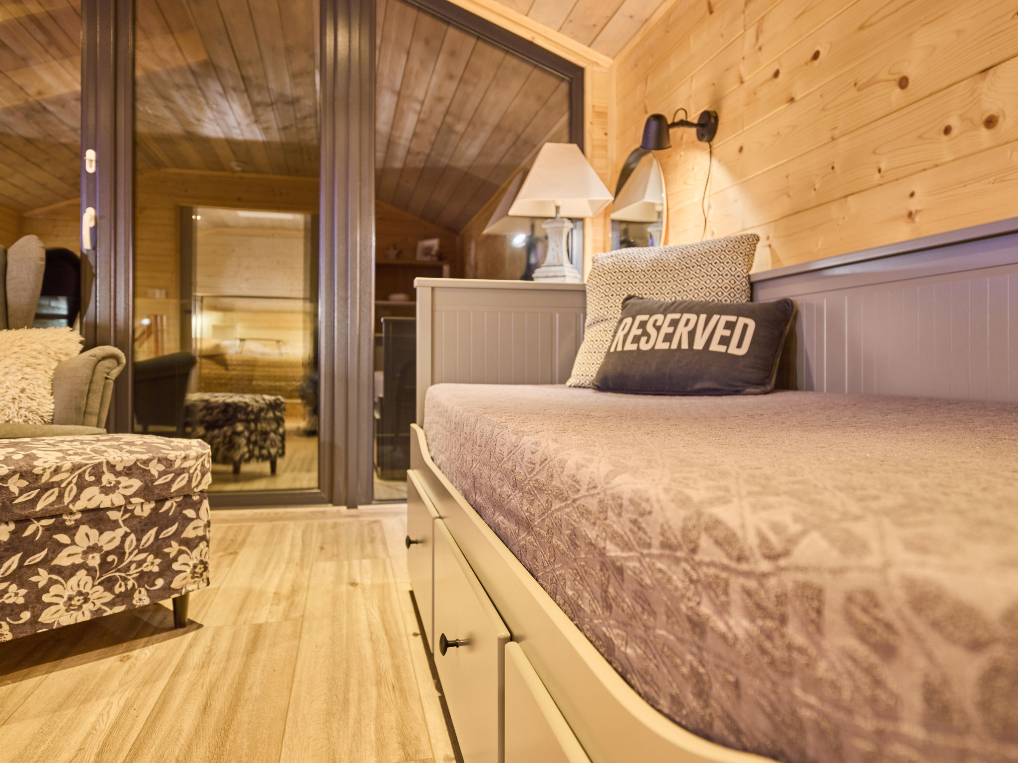 Luxe Timber Lodge & Yoga Loft aan de bosrand bij Mladé Buky - foto 26