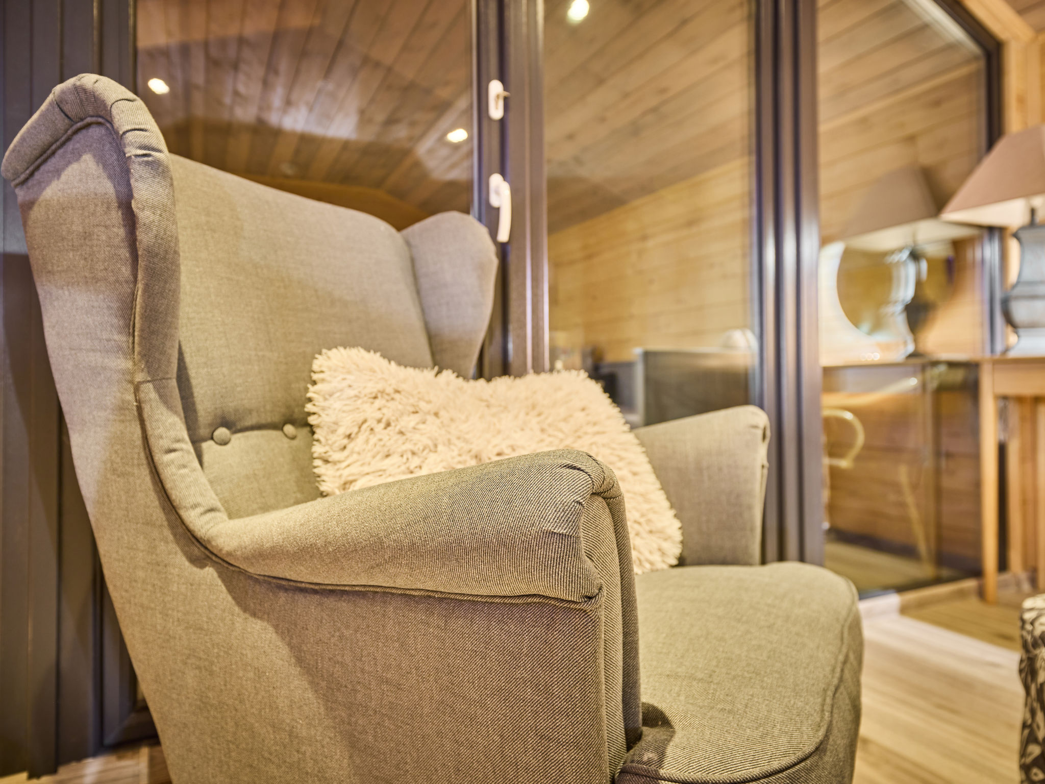 Luxe Timber Lodge & Yoga Loft aan de bosrand bij Mladé Buky - foto 28