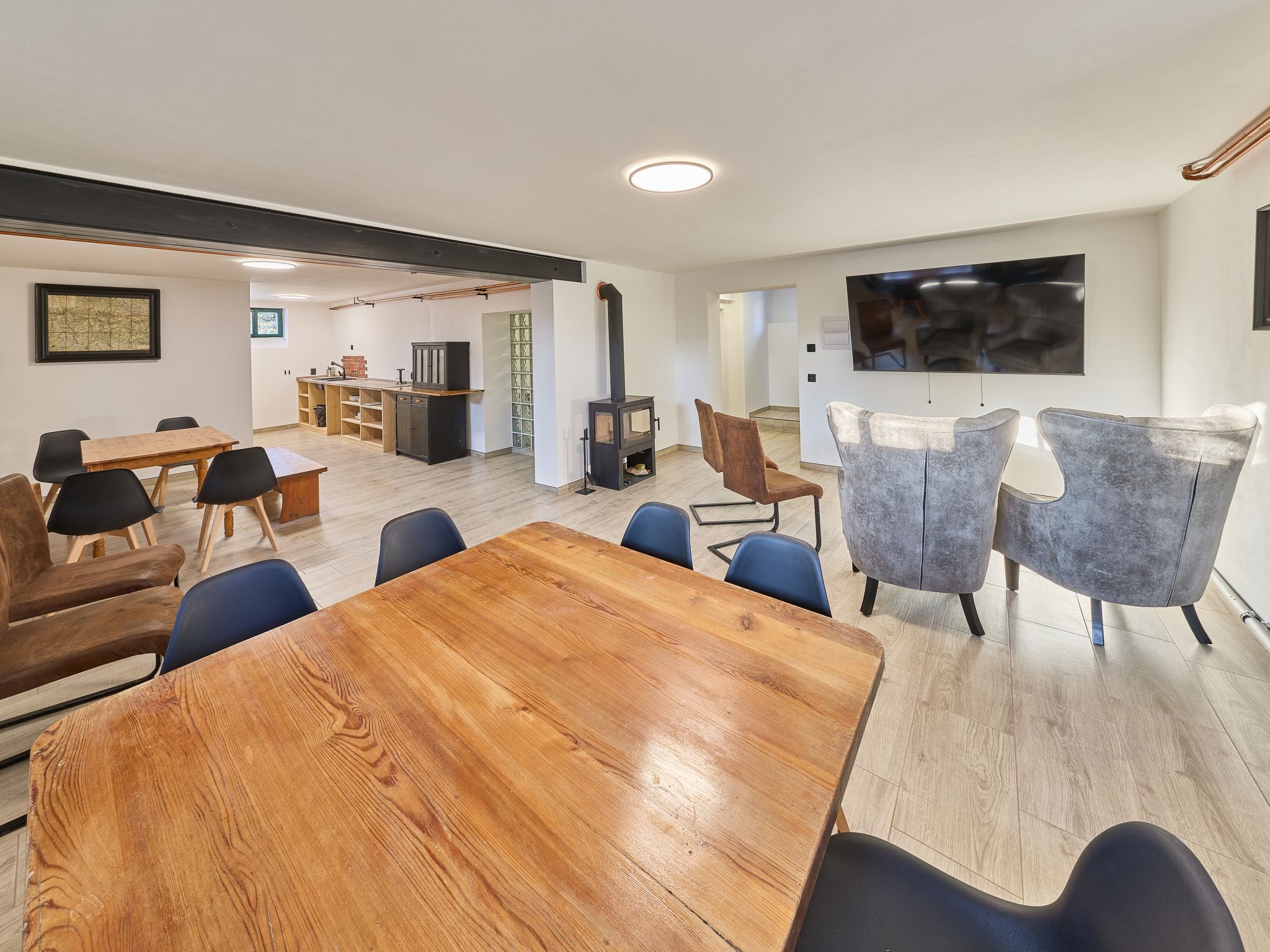 Kitchen / Dining Room