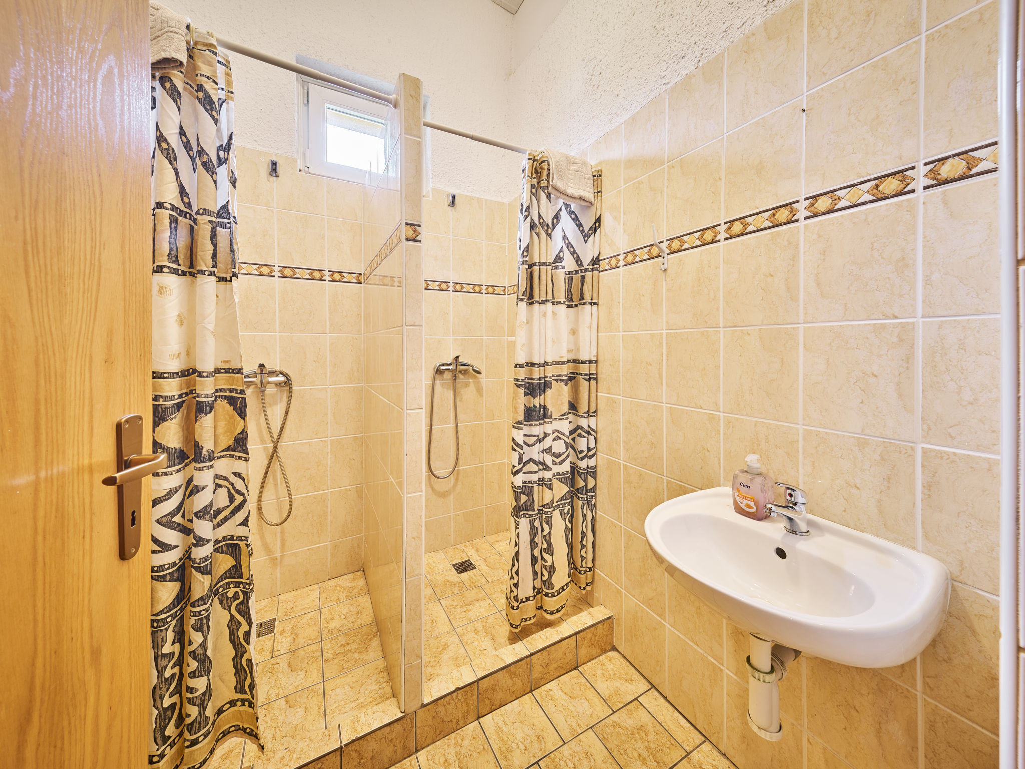 Švýcarský dvůr Lodge-Binnen