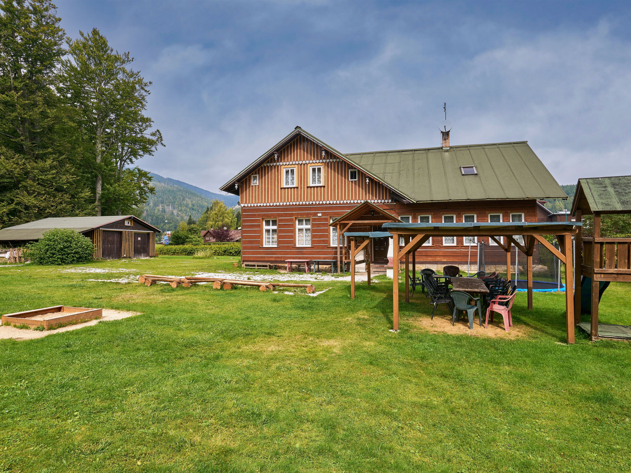Švýcarský dvůr Lodge-Buiten