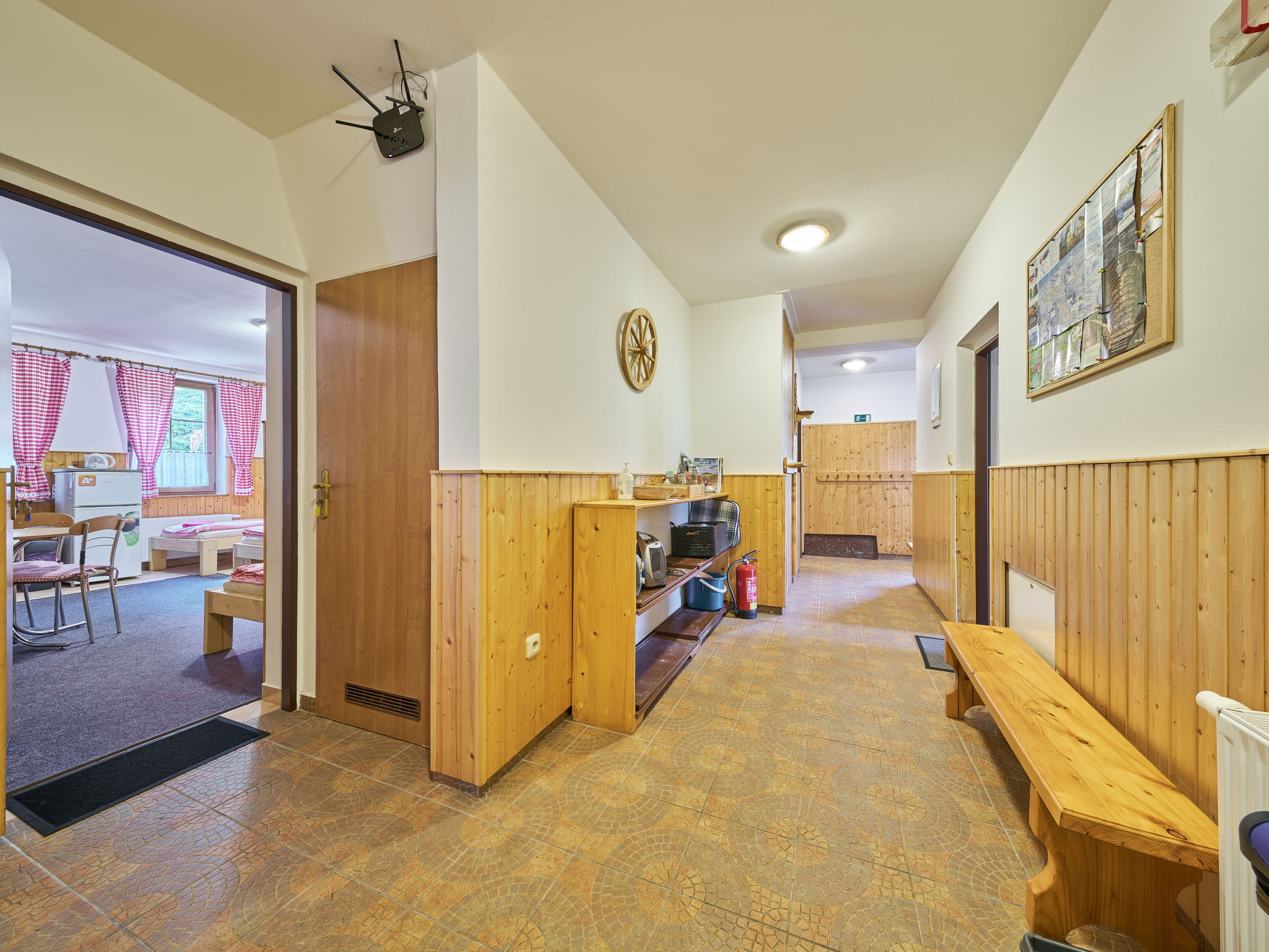 U Švýcarského dvora II-Inside