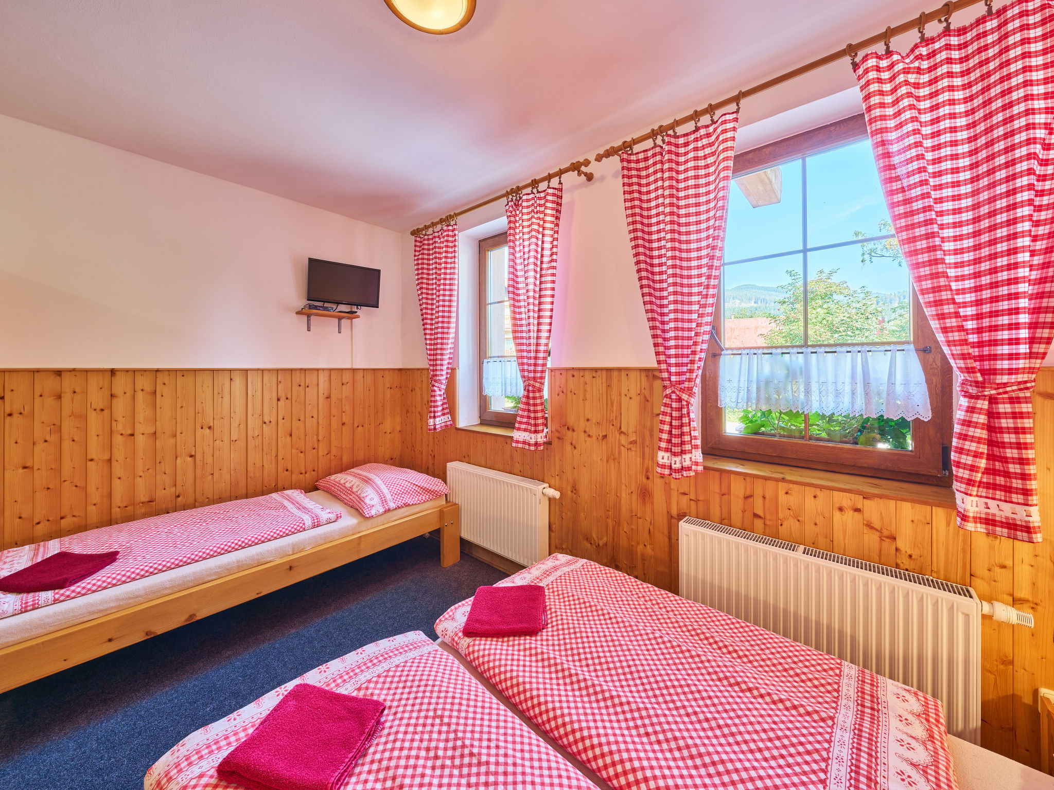 U Švýcarského dvora II-Inside