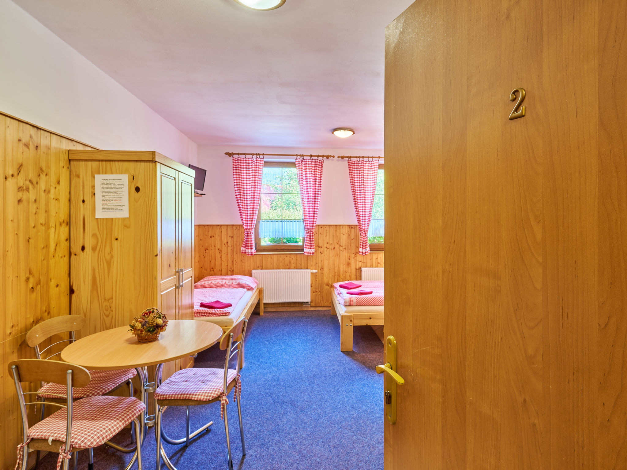 U Švýcarského dvora II-Inside