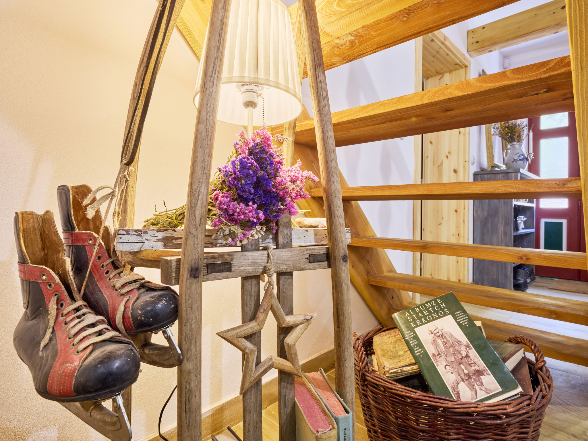Charming Mountain Lodge & Wellness - Binnen