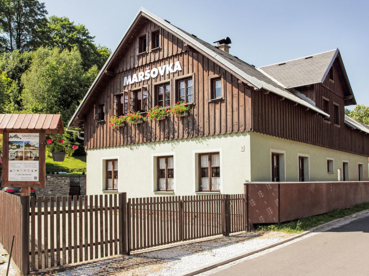 Op 500 m van de piste: Ruime boerderij Maršovka in Horní Maršov in Horní Maršov
