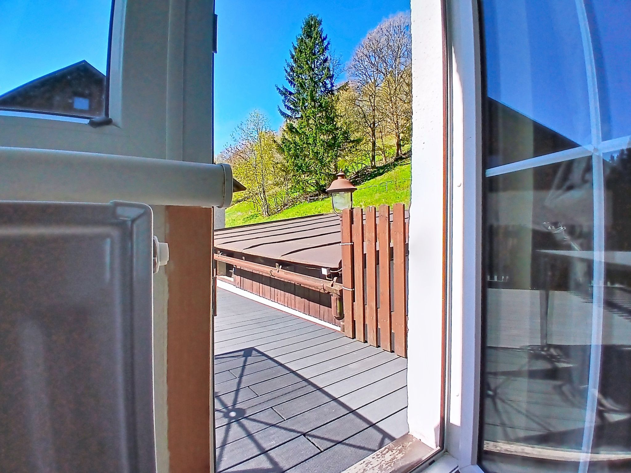 Hillside Terrace - Buiten