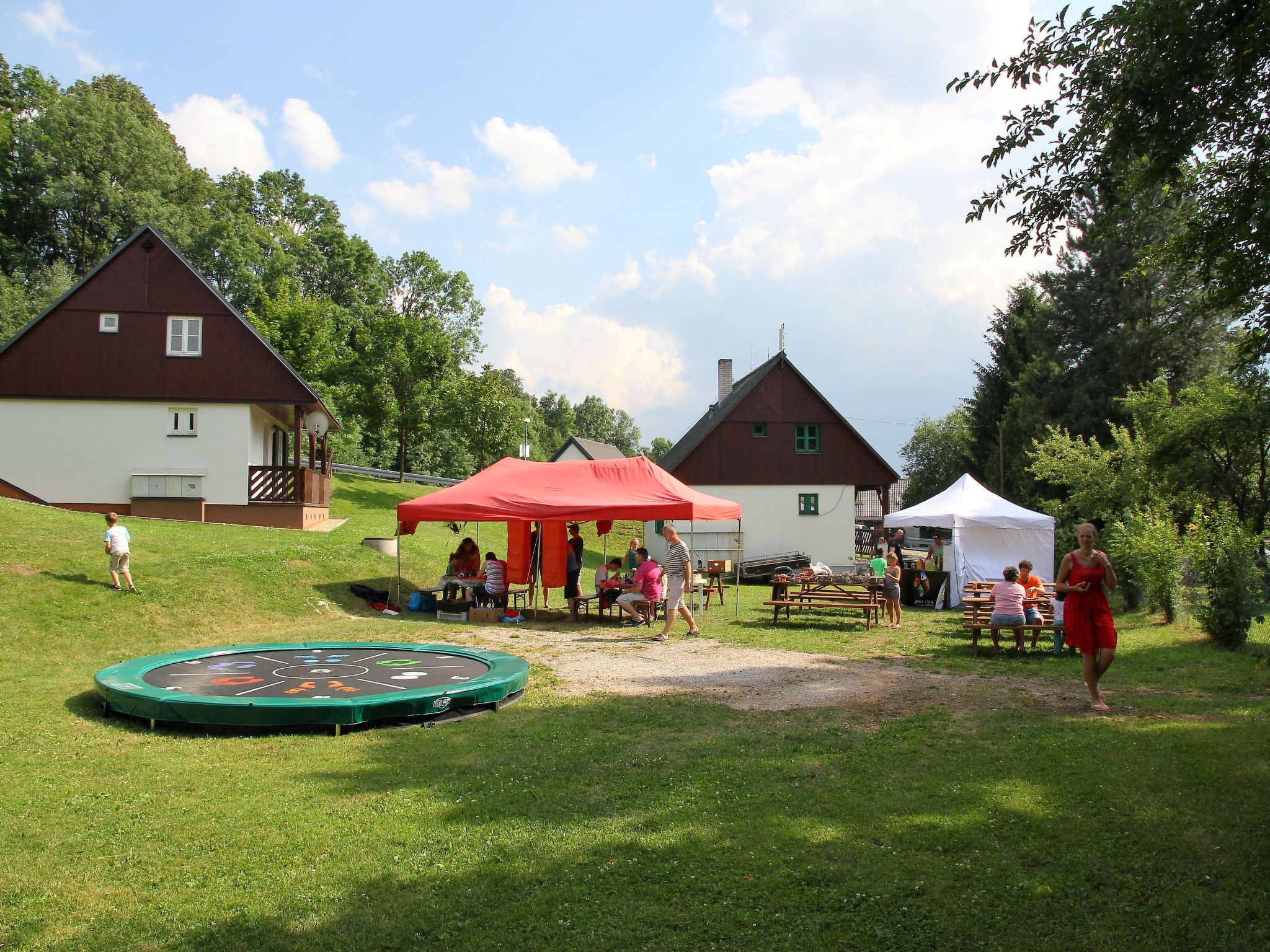 Holiday Hill 28 - Draußen