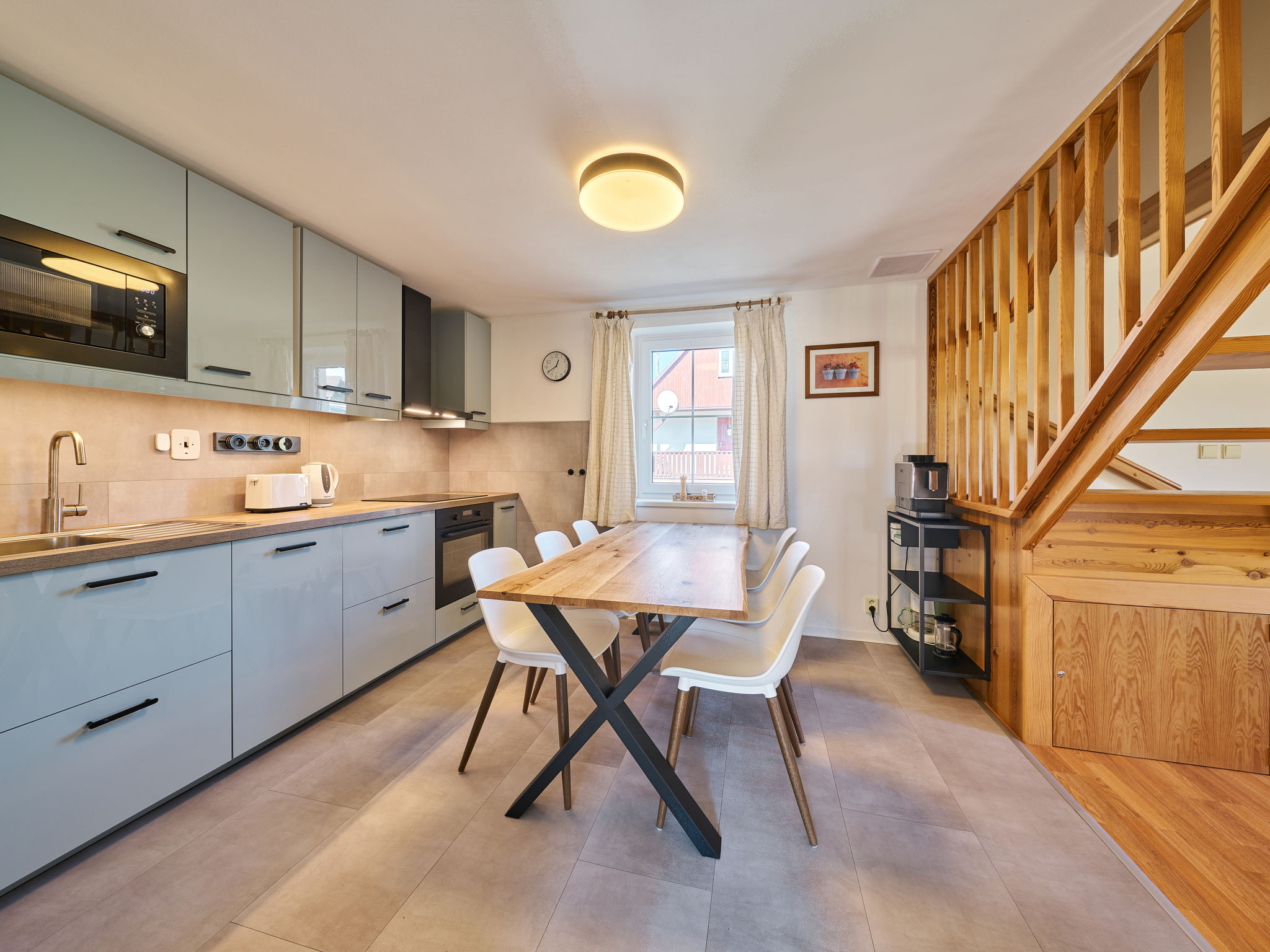 Kitchen / Dining Room