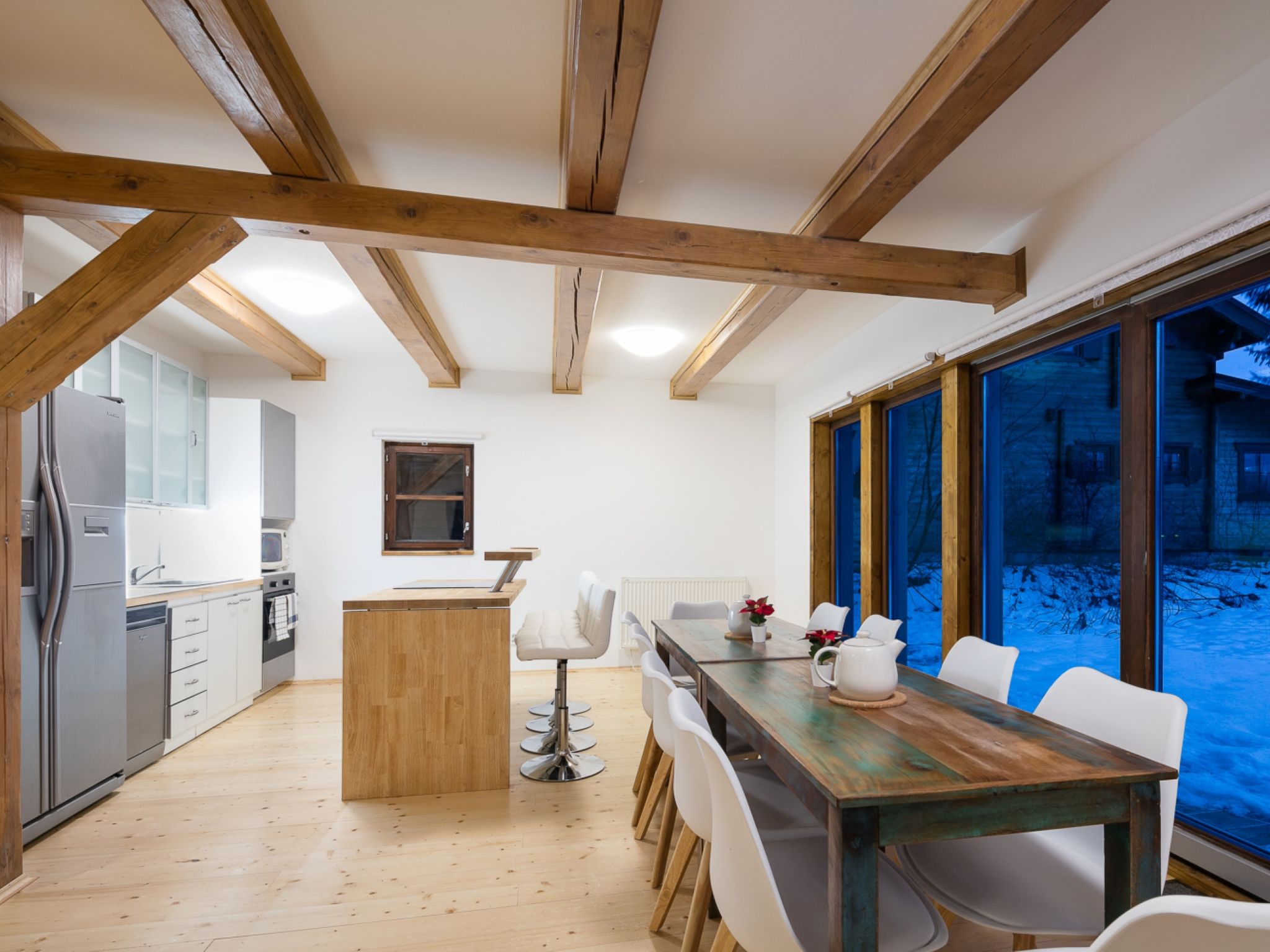 Kitchen / Dining Room