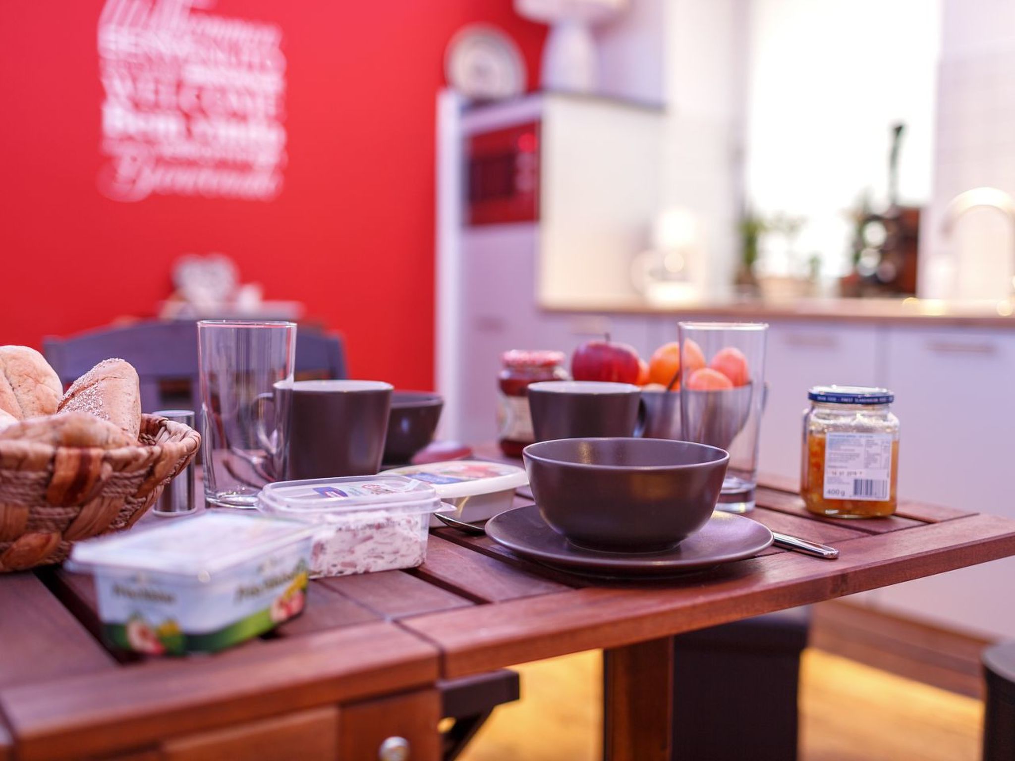 In Berliner Innenstadt, Siegessäule-Nähe-Drinnen