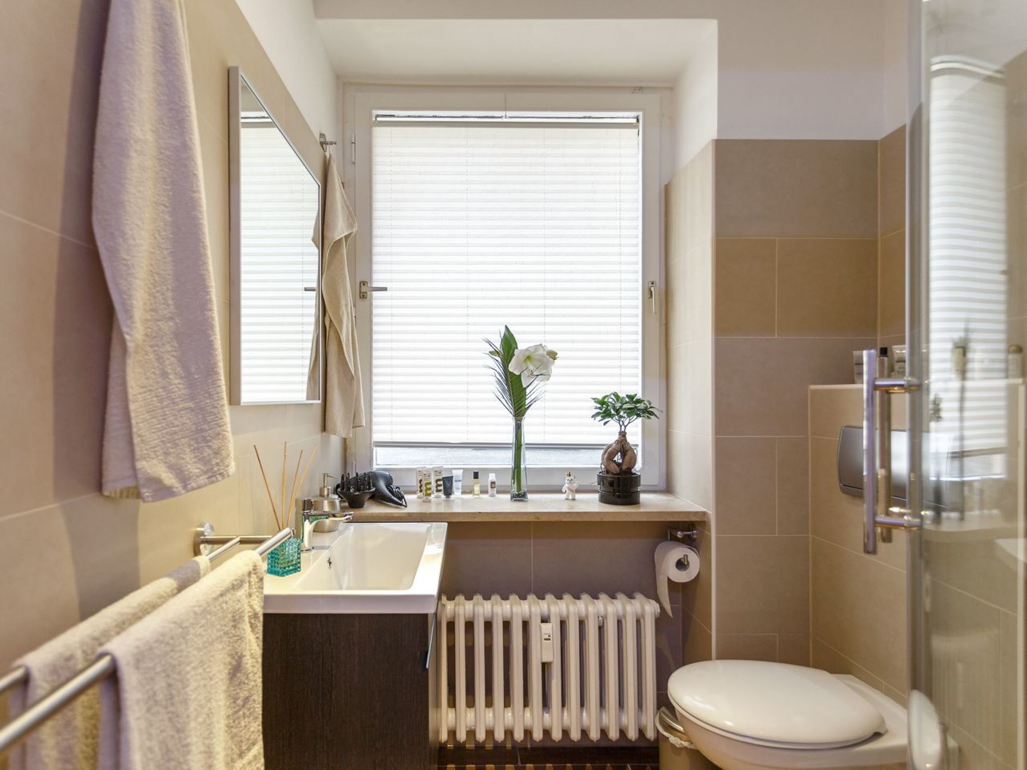 In Berliner Innenstadt, Siegessäule-Nähe-Drinnen