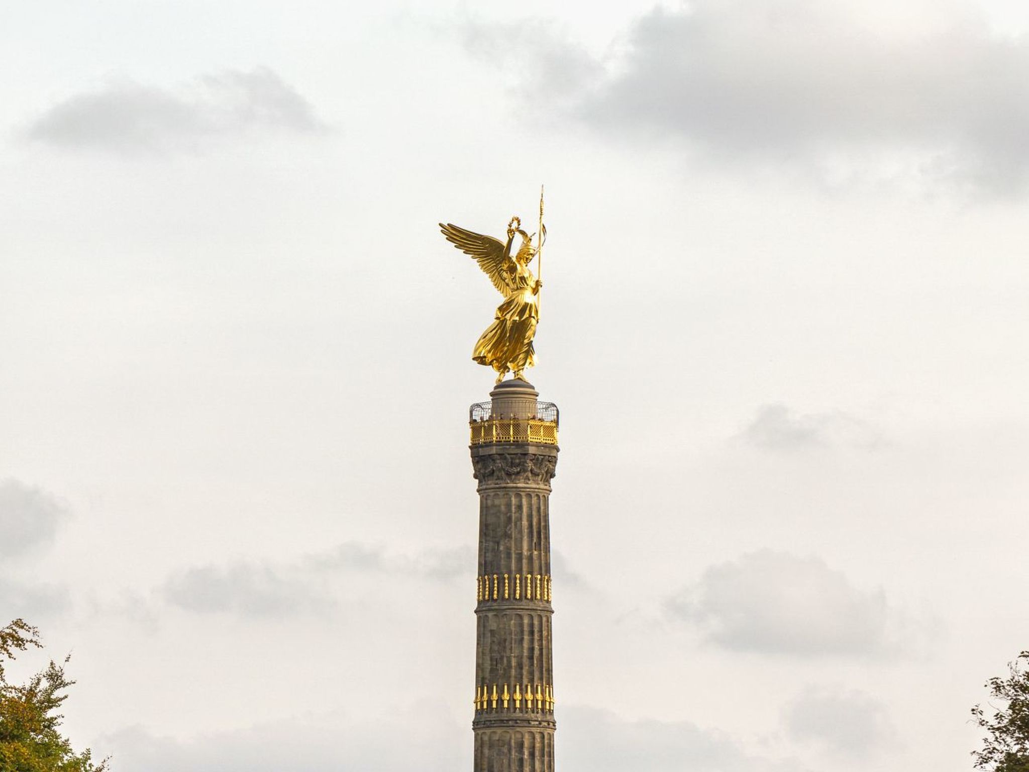 In Berliner Innenstadt, Siegessäule-Nähe-Draußen