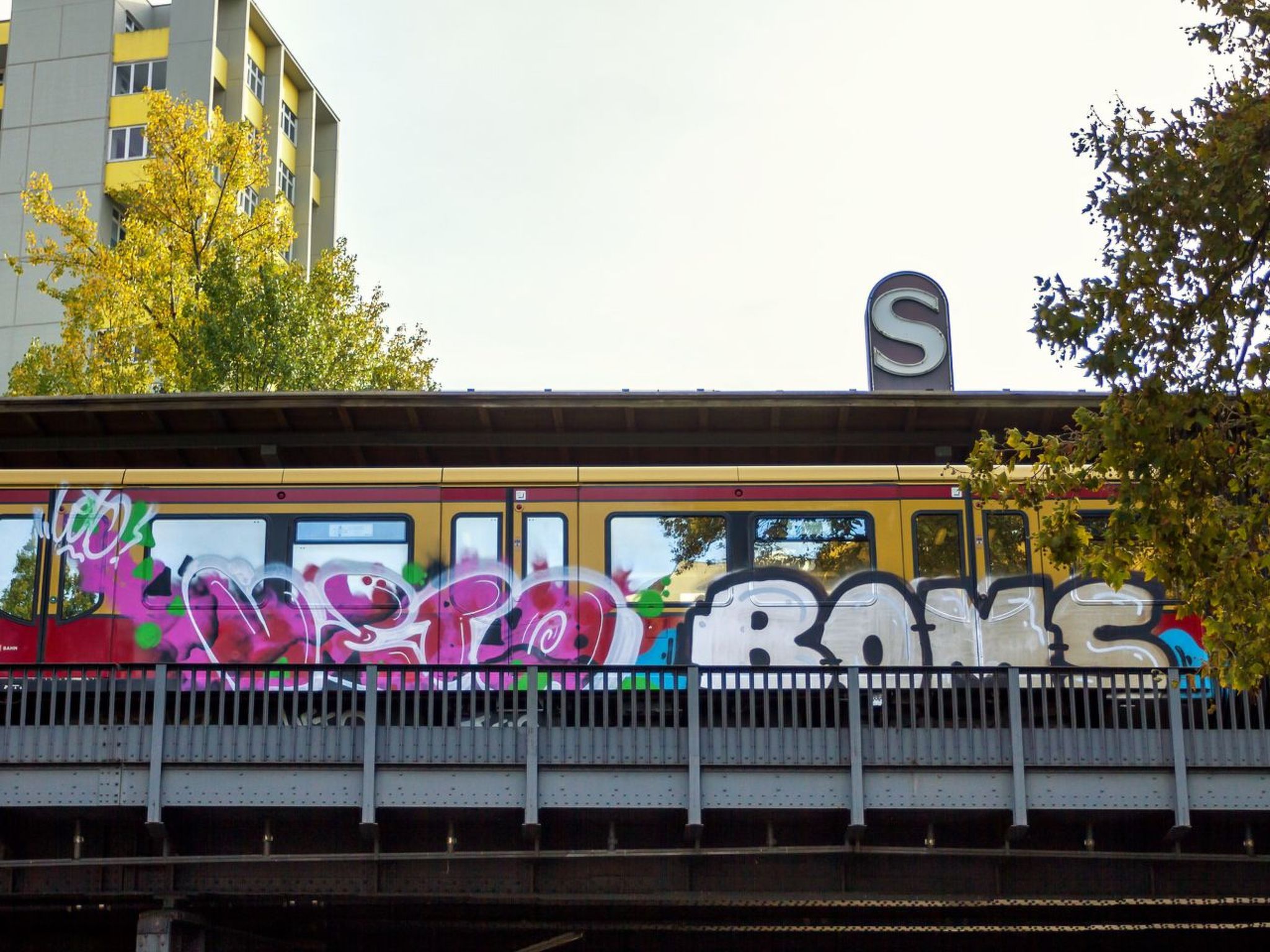 In Berliner Innenstadt, Siegessäule-Nähe-Image-tags.info