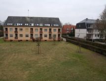 Licht appartement met balkon nabij golfbaan in Berlijn-Lichtenrade - thumbnail 2
