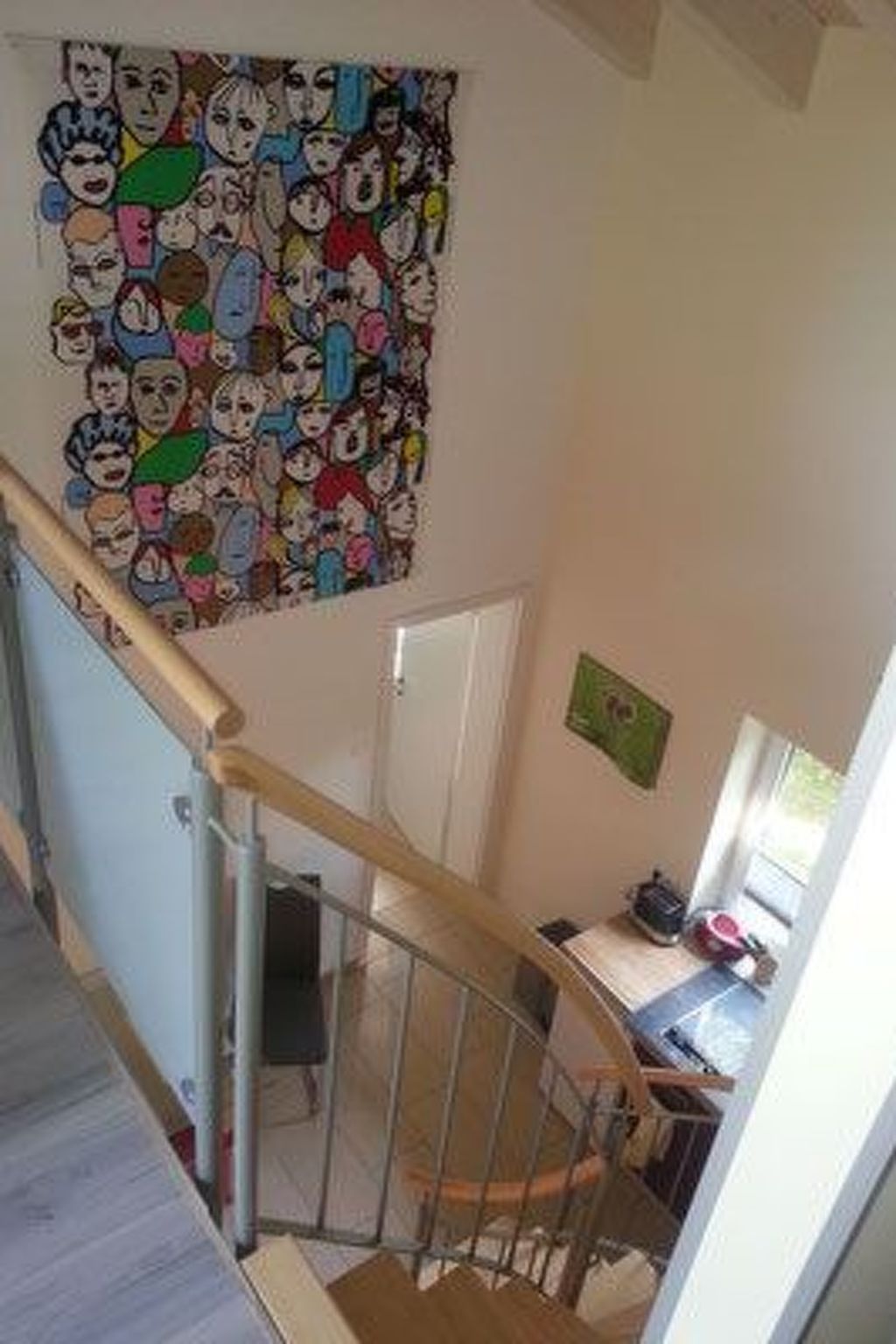 Moderne Maisonette-Wohnung mit Terrasse-Drinnen