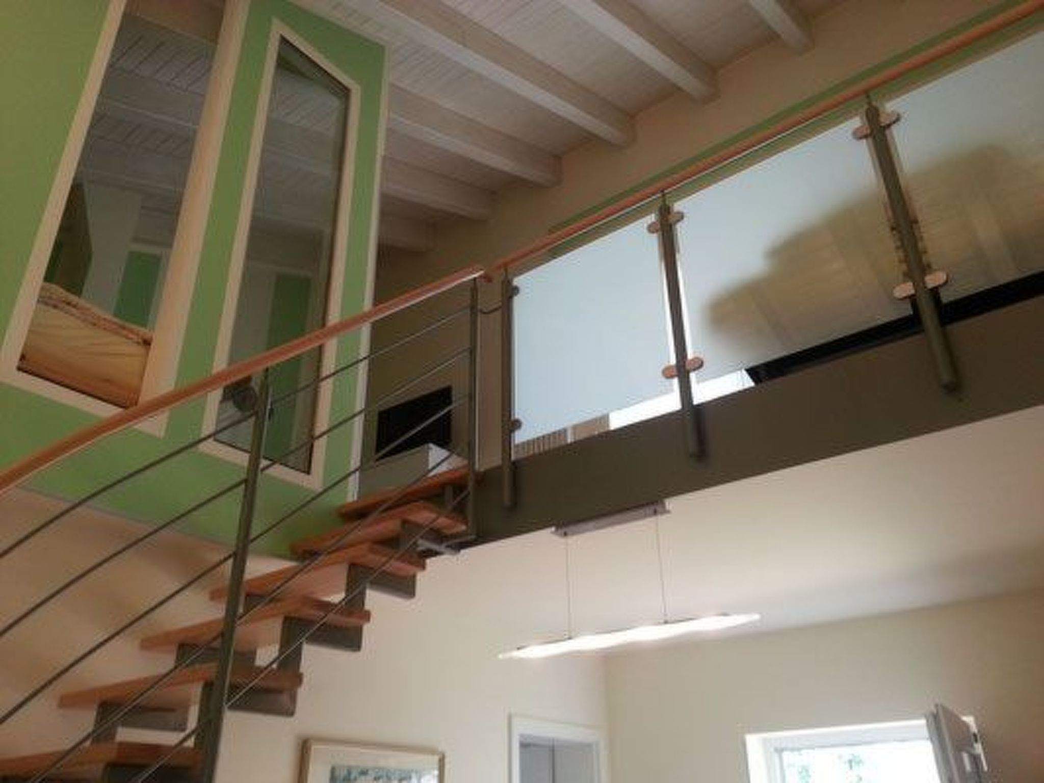 Moderne Maisonette-Wohnung mit Terrasse-Drinnen