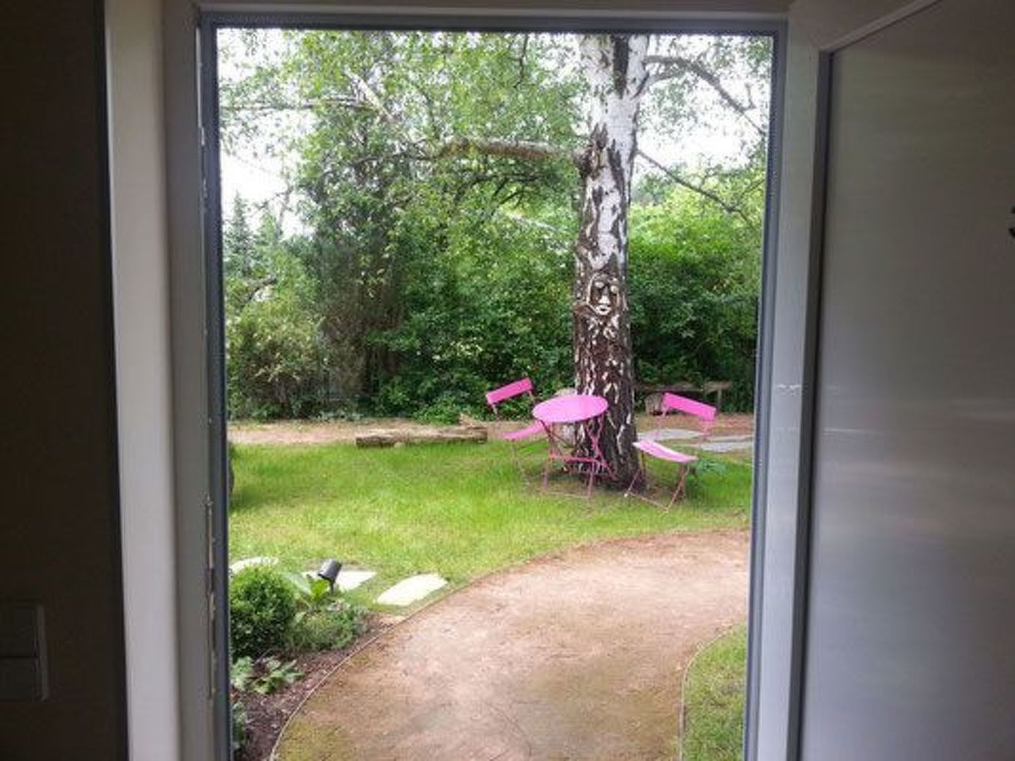 Moderne Maisonette-Wohnung mit Terrasse-Drinnen