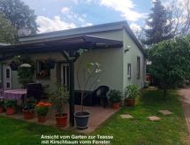 Vrijstaande bungalow aan de Müggelsee met eigen terras in Berlijn-Müggelheim - thumbnail 6