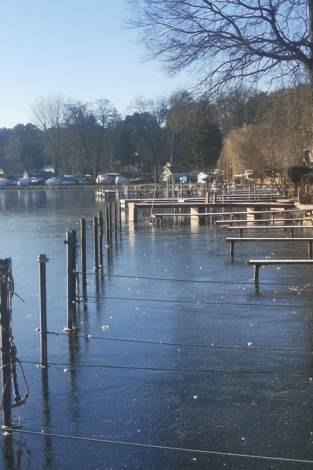 In Müggelheim mit eigener Terrasse-Drinnen