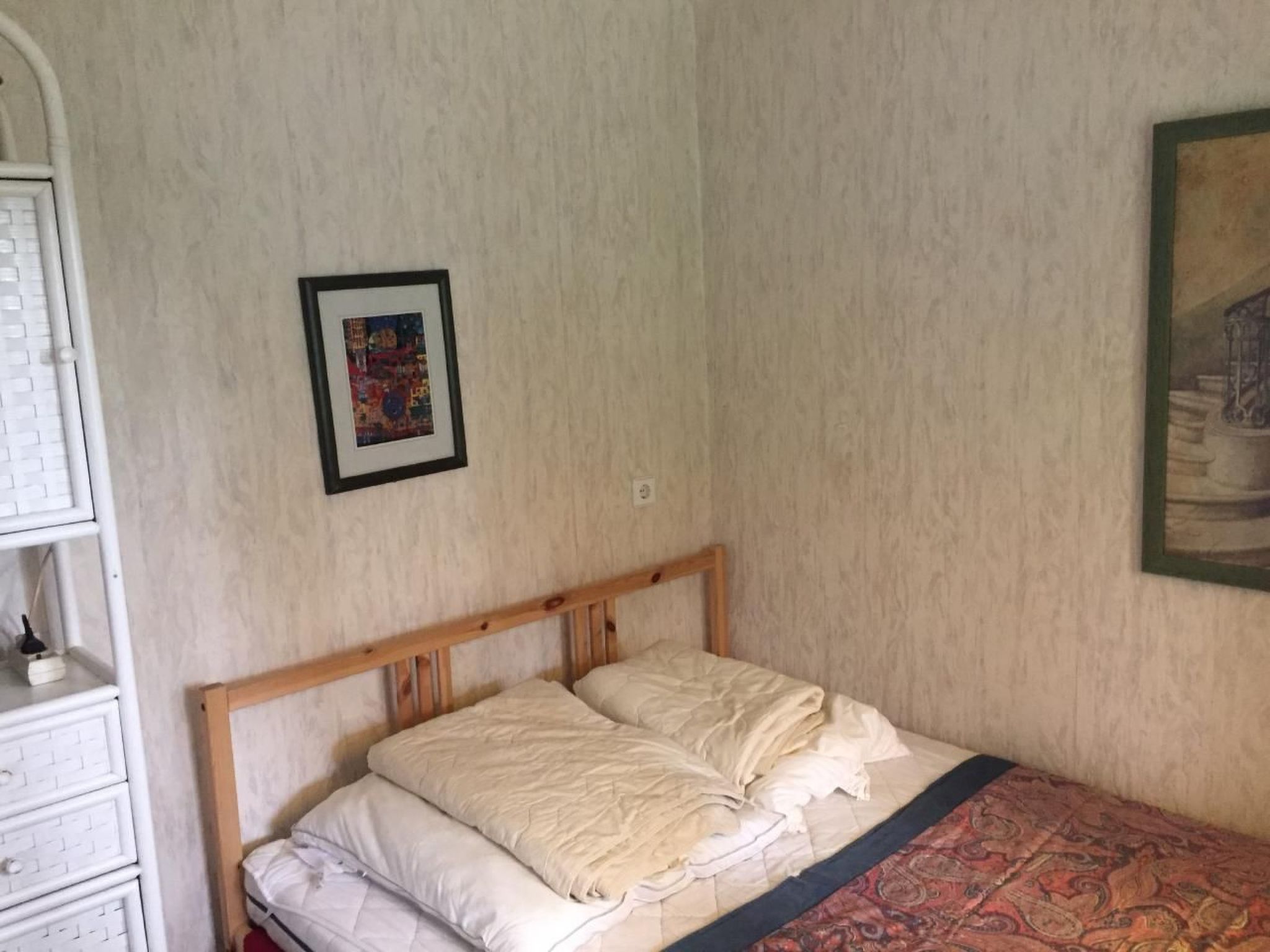 Datscha im Grünen-Drinnen