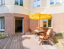 in Karlshorst mit Terrasse