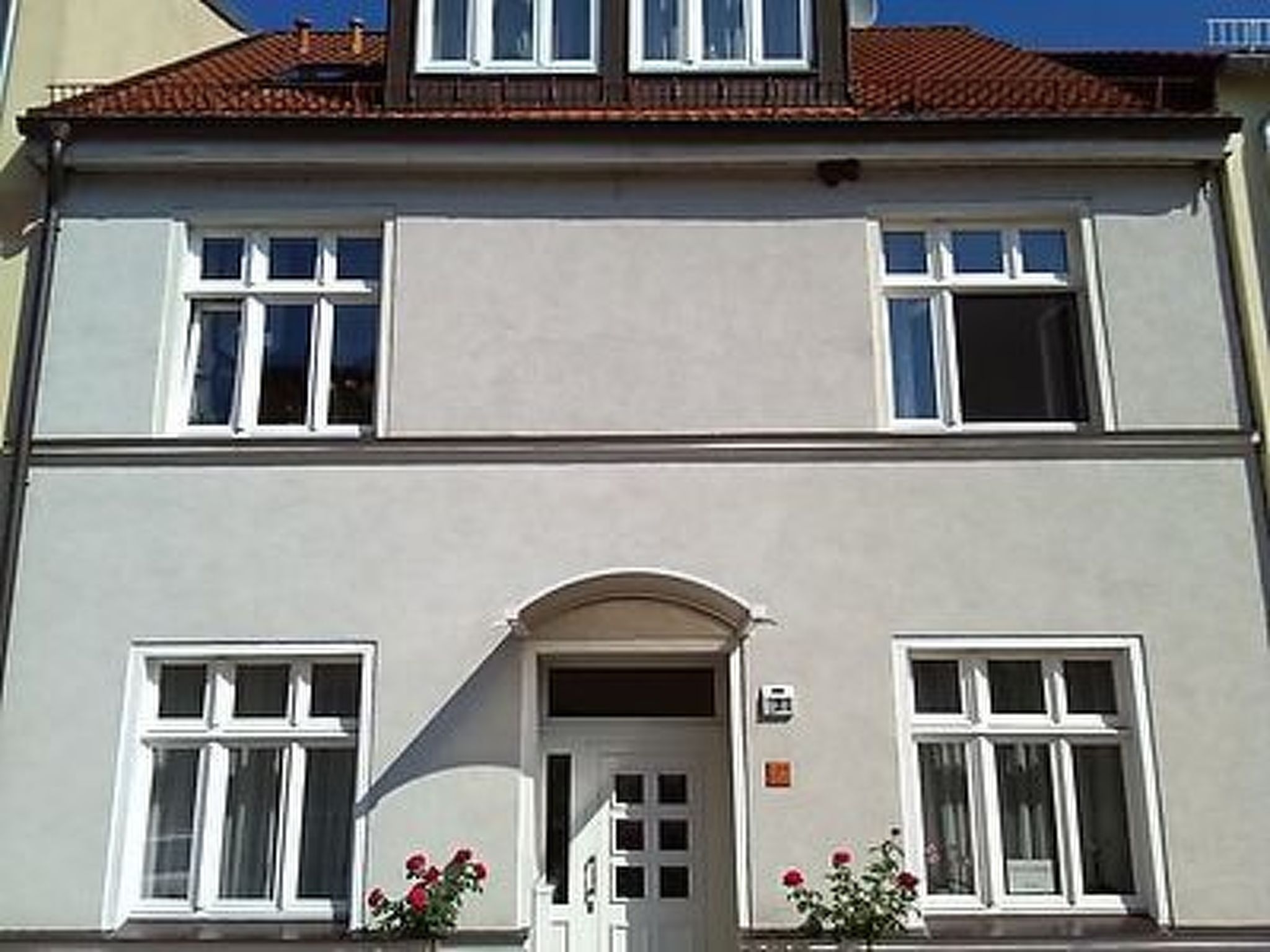 Within the old town wall of Friedland, a 5-minute walk to the town centre, lies the lovingly furnished holiday flat, Friedland is centrally located between Müritz and the Baltic Sea with its own flai..