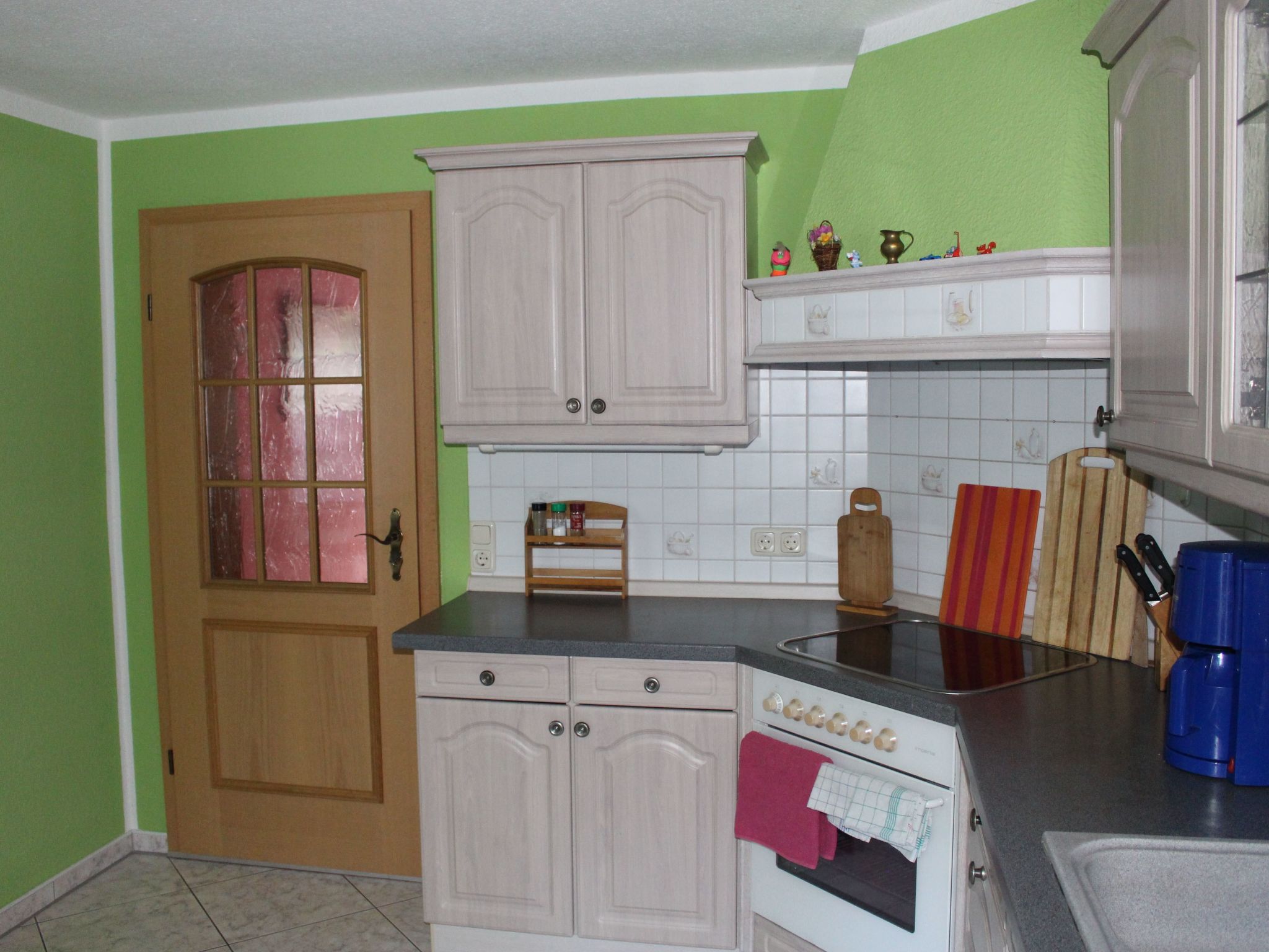 Geräumige Ferienwohnung mit Terrasse, in günstiger zentraler Lage in der Oberla-Drinnen