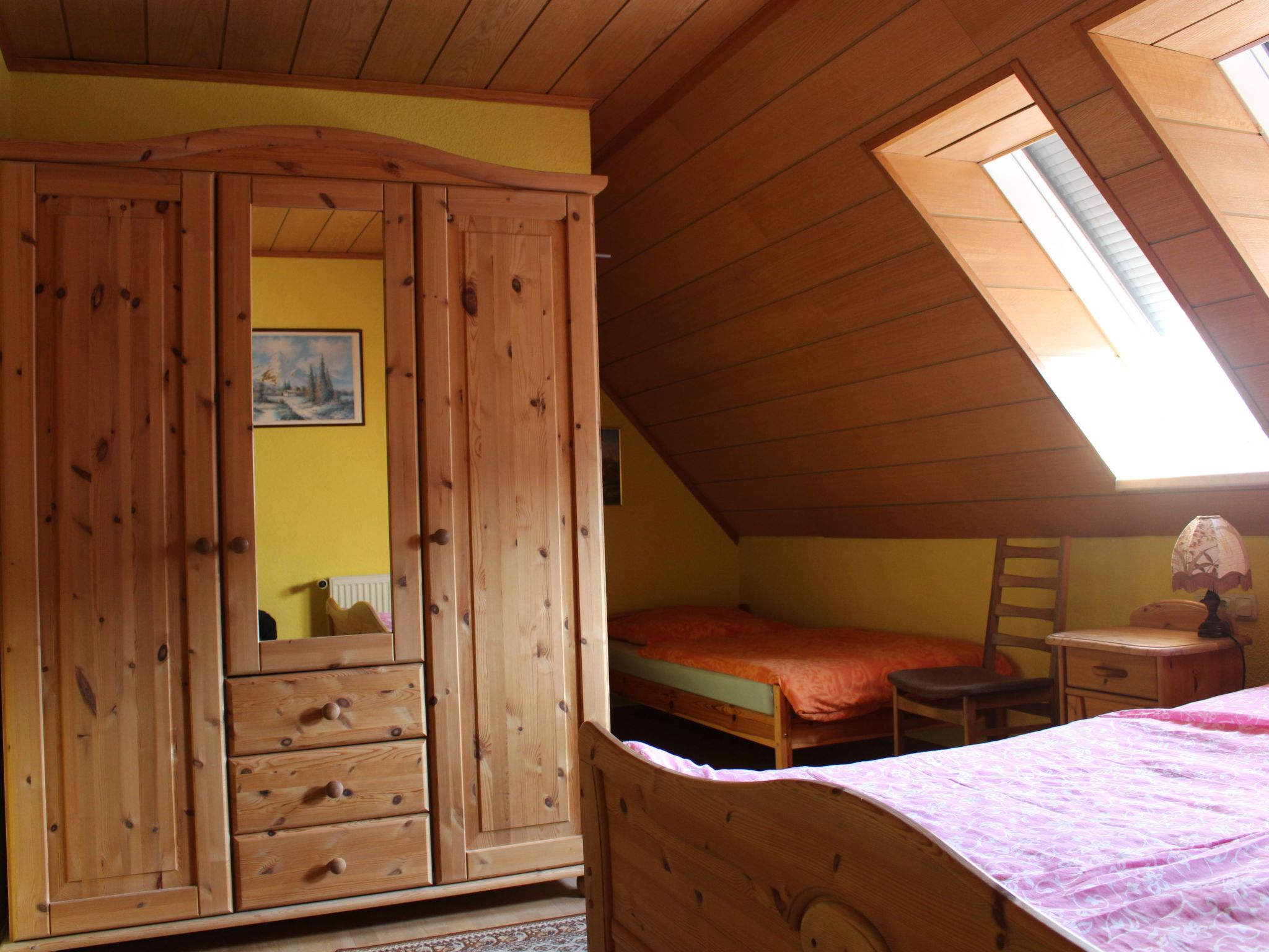 Geräumige Ferienwohnung mit Terrasse, in günstiger zentraler Lage in der Oberla-Drinnen